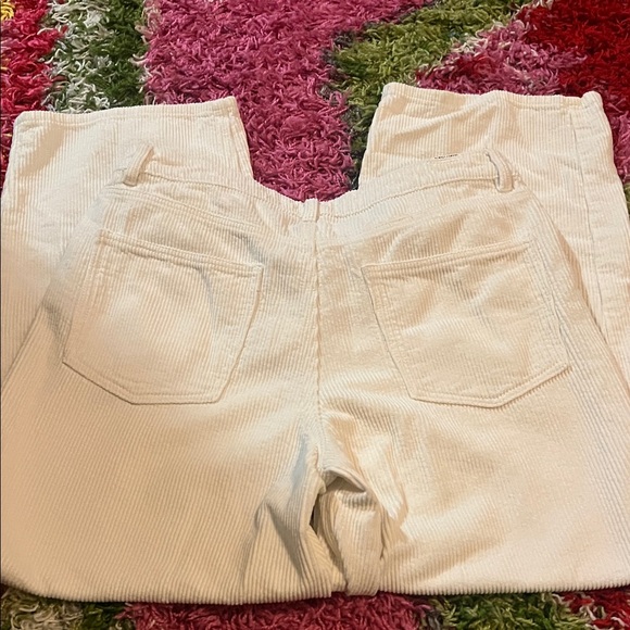 Cotton On Women's Cream Corduroy Straight Leg Jeans - Picture 2 of 3